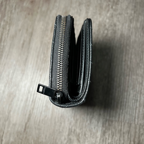 YSL Saint Laurent Cassandra Compact Wallet Black Calfskin Leather Black Hardware - Picture 3 of 15